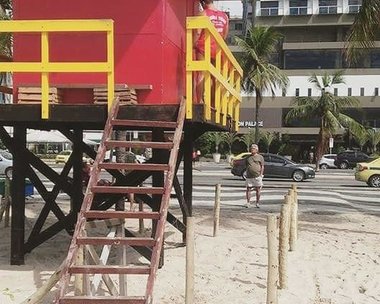 Posto de salvamento dos bombeiros praia de Copacabana RJ